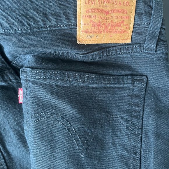 Levis 501s - Picture 3 of 4